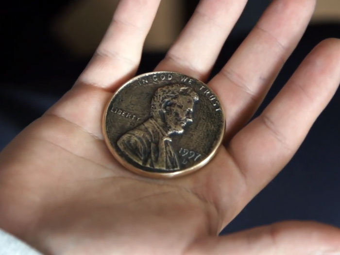 Coin designed with 3D-PhotoFormer