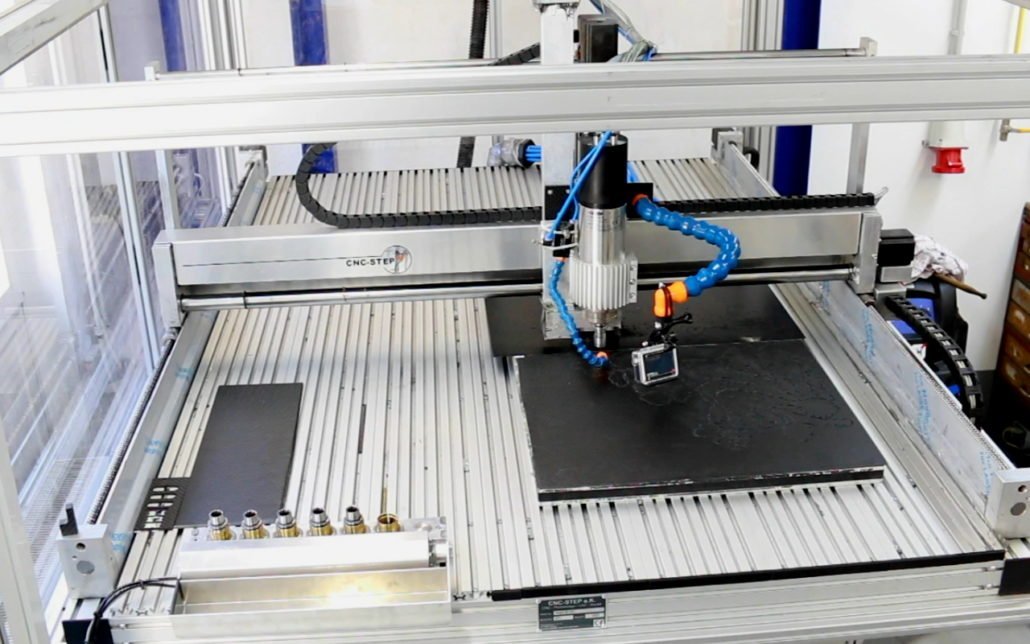 Milling the parts of a 3D carbon puzzle