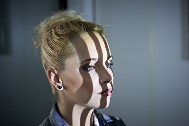 3d-scannen-streifenlicht-auf-gesicht-model-modell