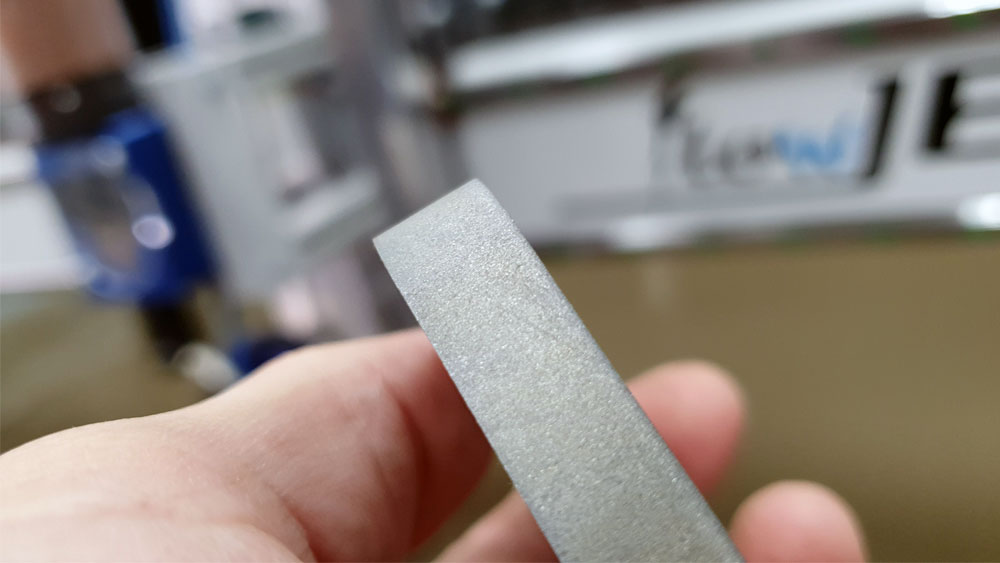 Burr free cutting of steel with Water Jet Cutting Machine