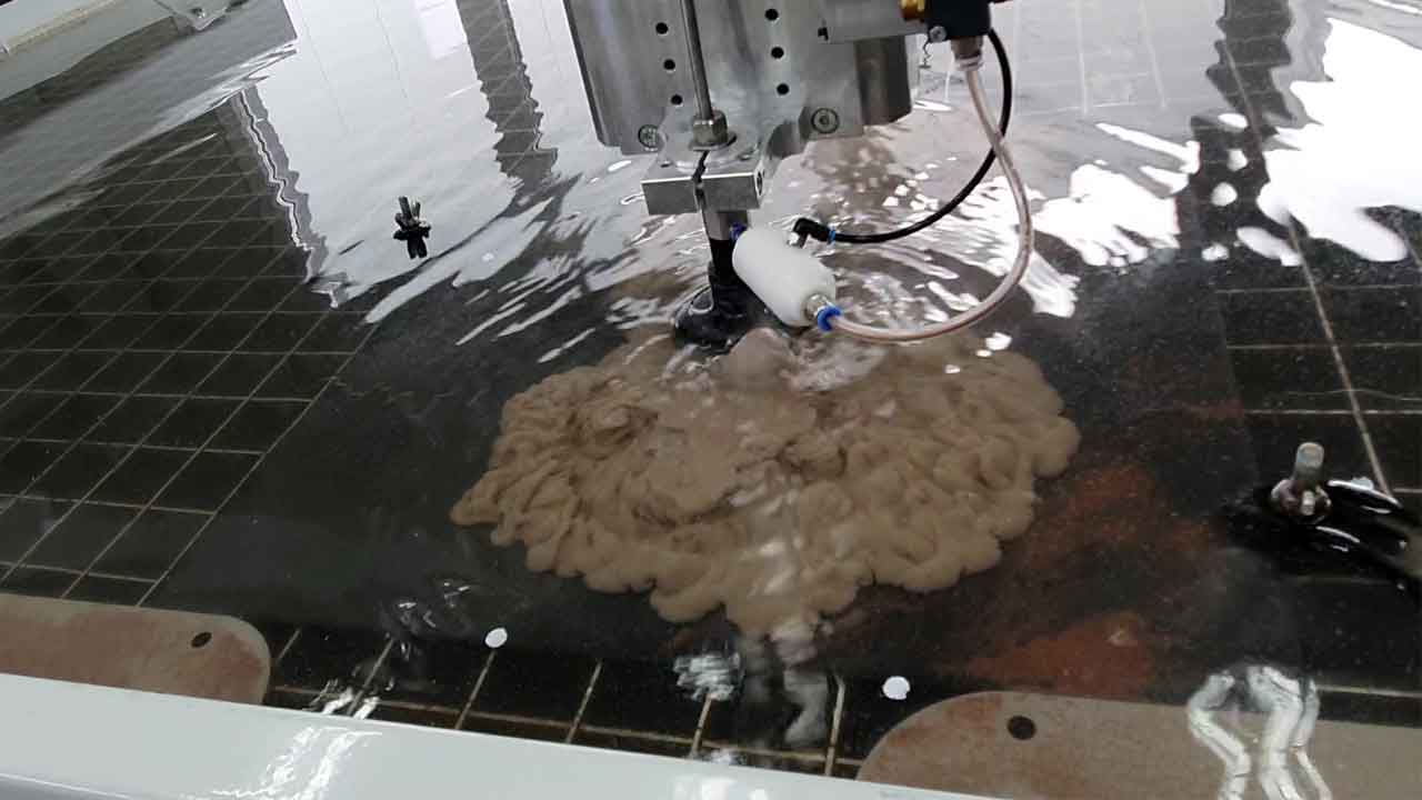 Steel 6mm cut on Water Jet Cutter