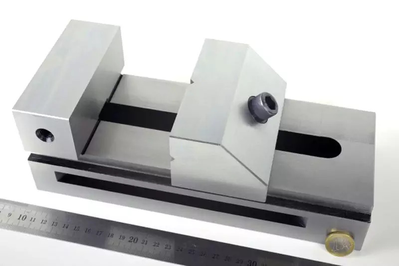 large Pull-Down Vice Clamp-D125