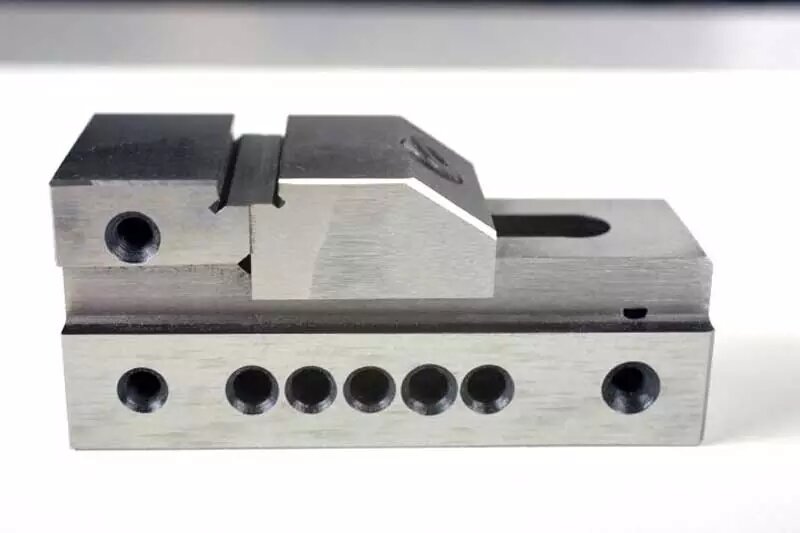 Detailed view precision Pull-Down Vice Clamp-D26