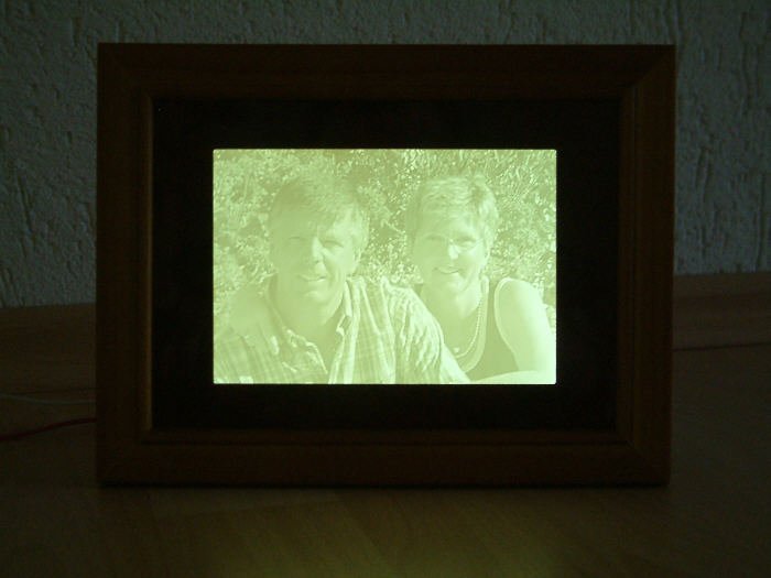 illuminated lithophane photo CNC engraving