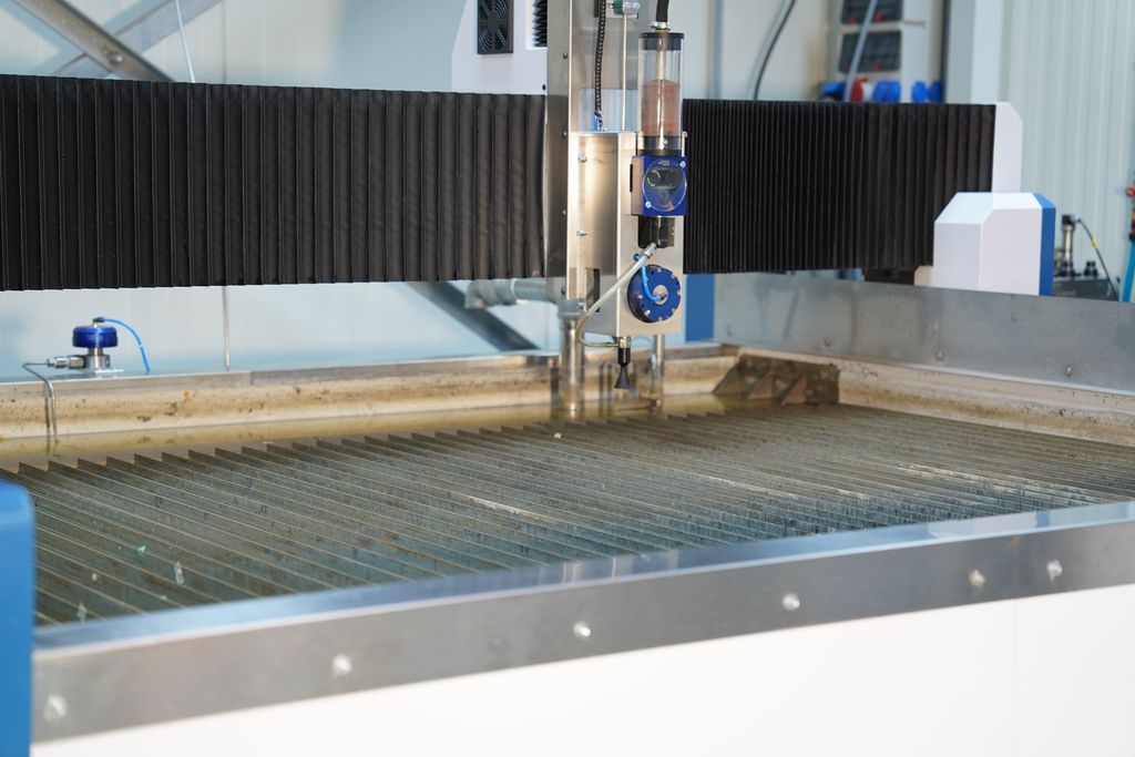 Water Jet Cutter