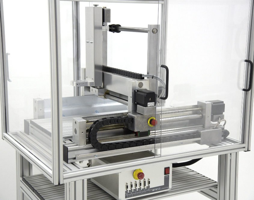 Untergestell mit Einhausung - CNC-Maschine